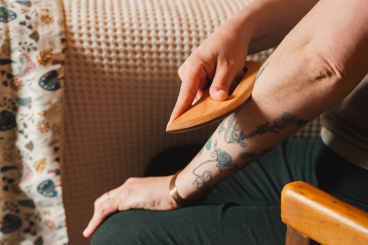 scraping technique for massage therapist