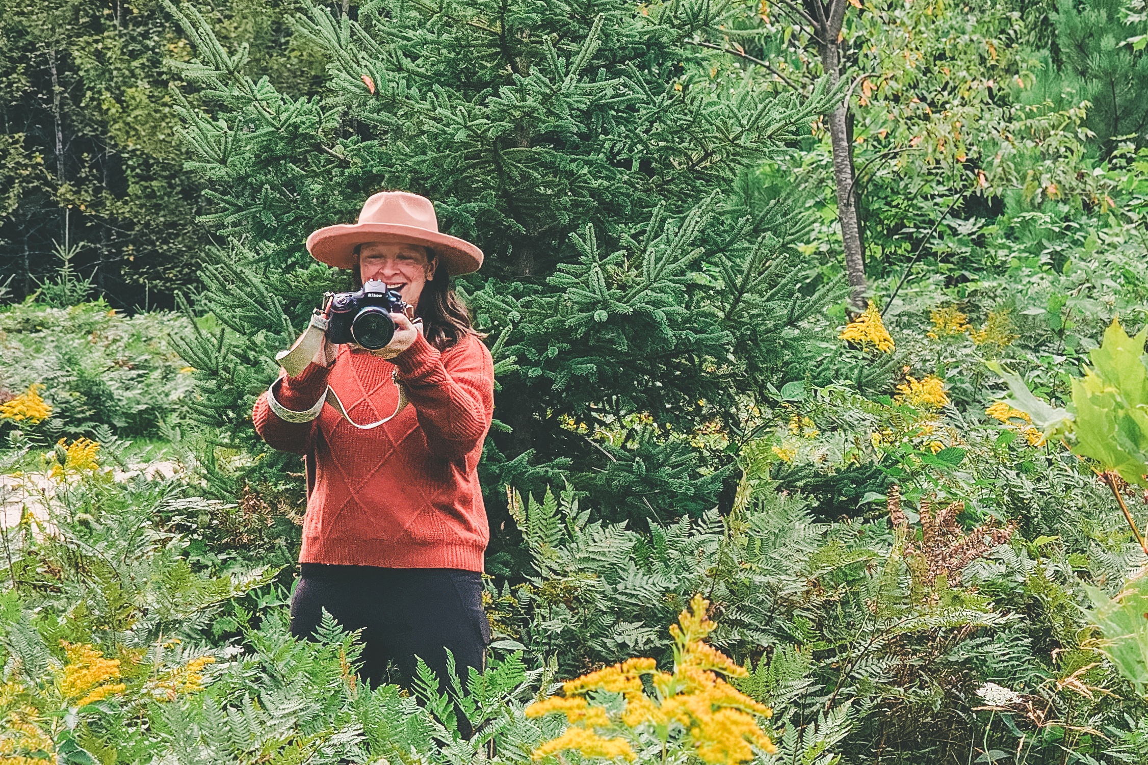 7 Days Left: Get Fresh Photos for Your Small Business with a Brand Mini Session in Manistique!